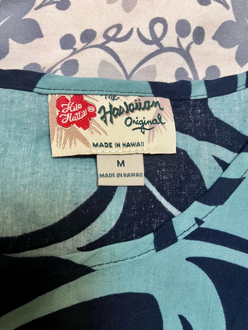 Hilo Hattie Hawaiian Original Women's Teal and Navy Floral Hi-Low Dress